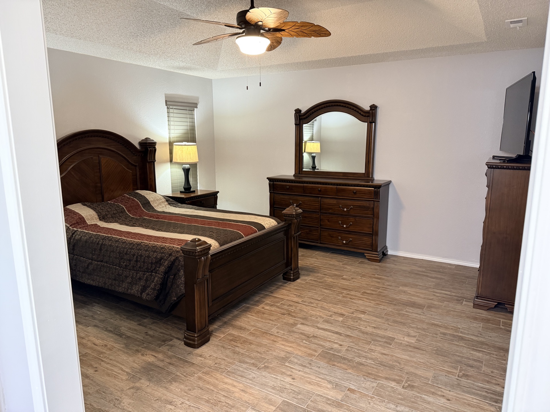 Second bedroom alternate