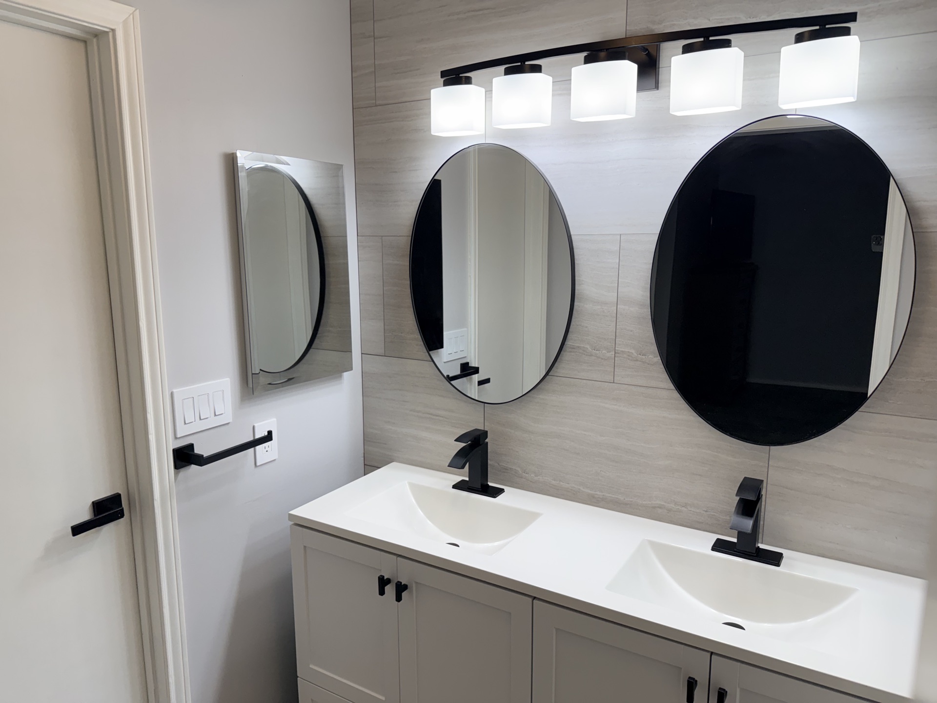 White shaker cabinets